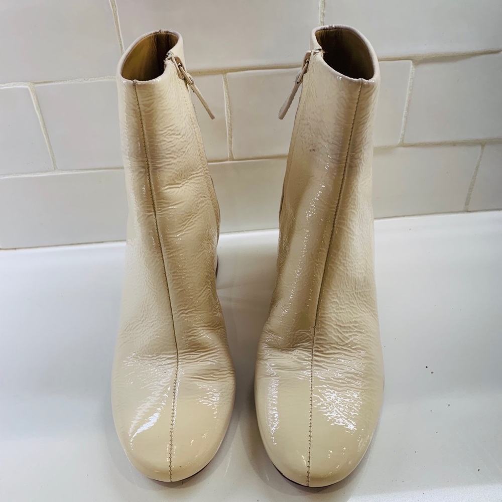 Tory Burch Nude 7 1/2 M Patent Leather Boots